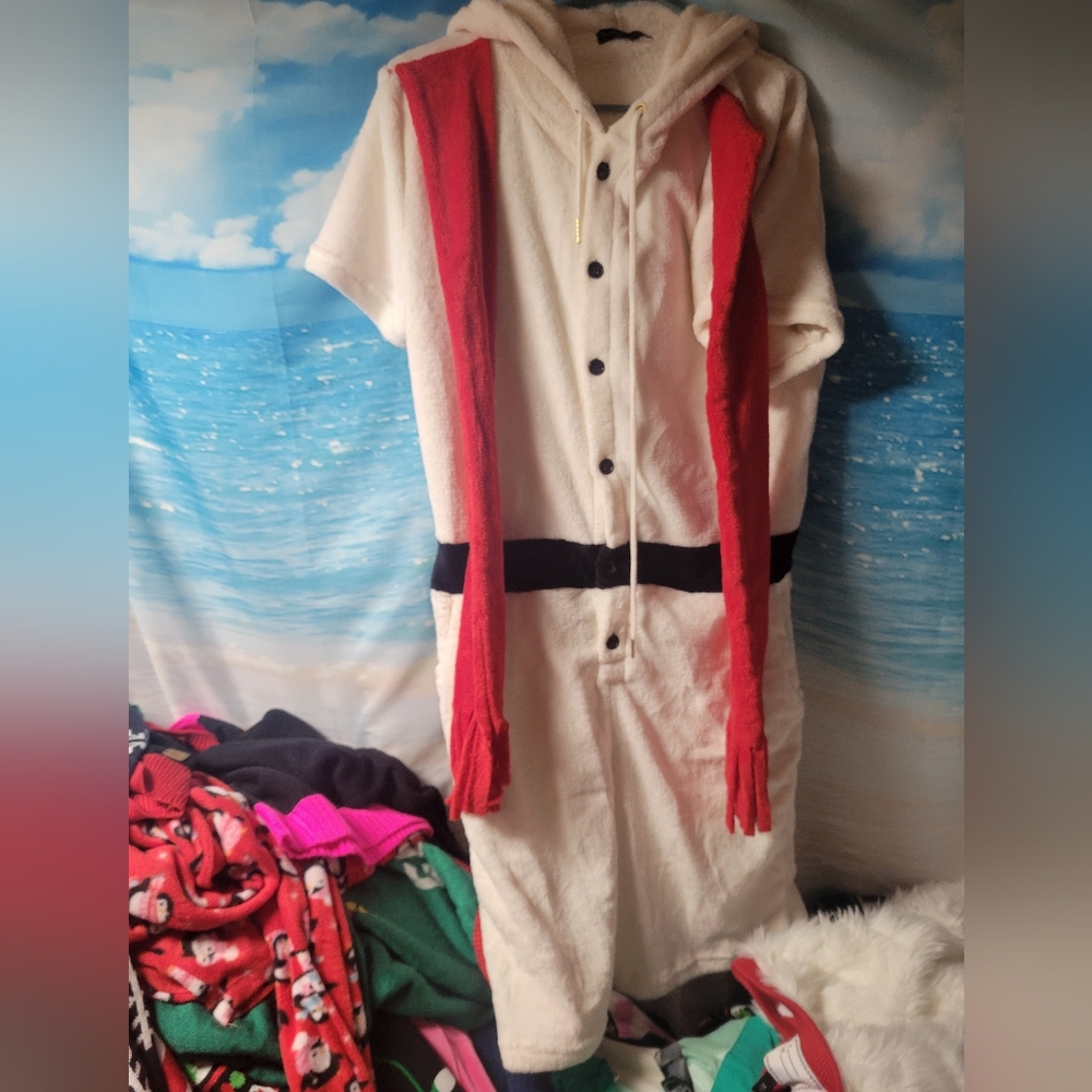 Blizzard Bay NWOT Mens Fuzzy Snowman Shorts Romper Hoodie‎ Size Medium Frosty